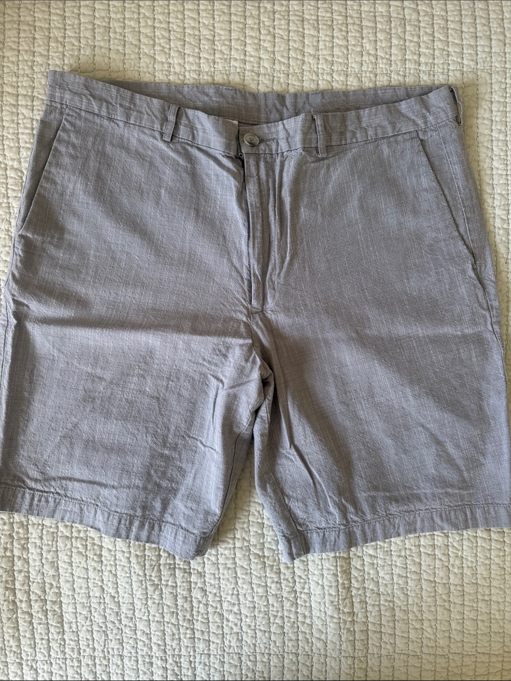 Perry Ellis Light Gray Flat-Front Men's Shorts